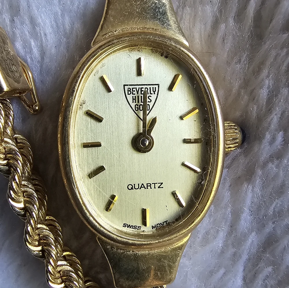 Vintage 14K Solid Yellow Gold BEVERLY HILLS Women's Rope Bracelet Watch 6.5” - Picture 2 of 5